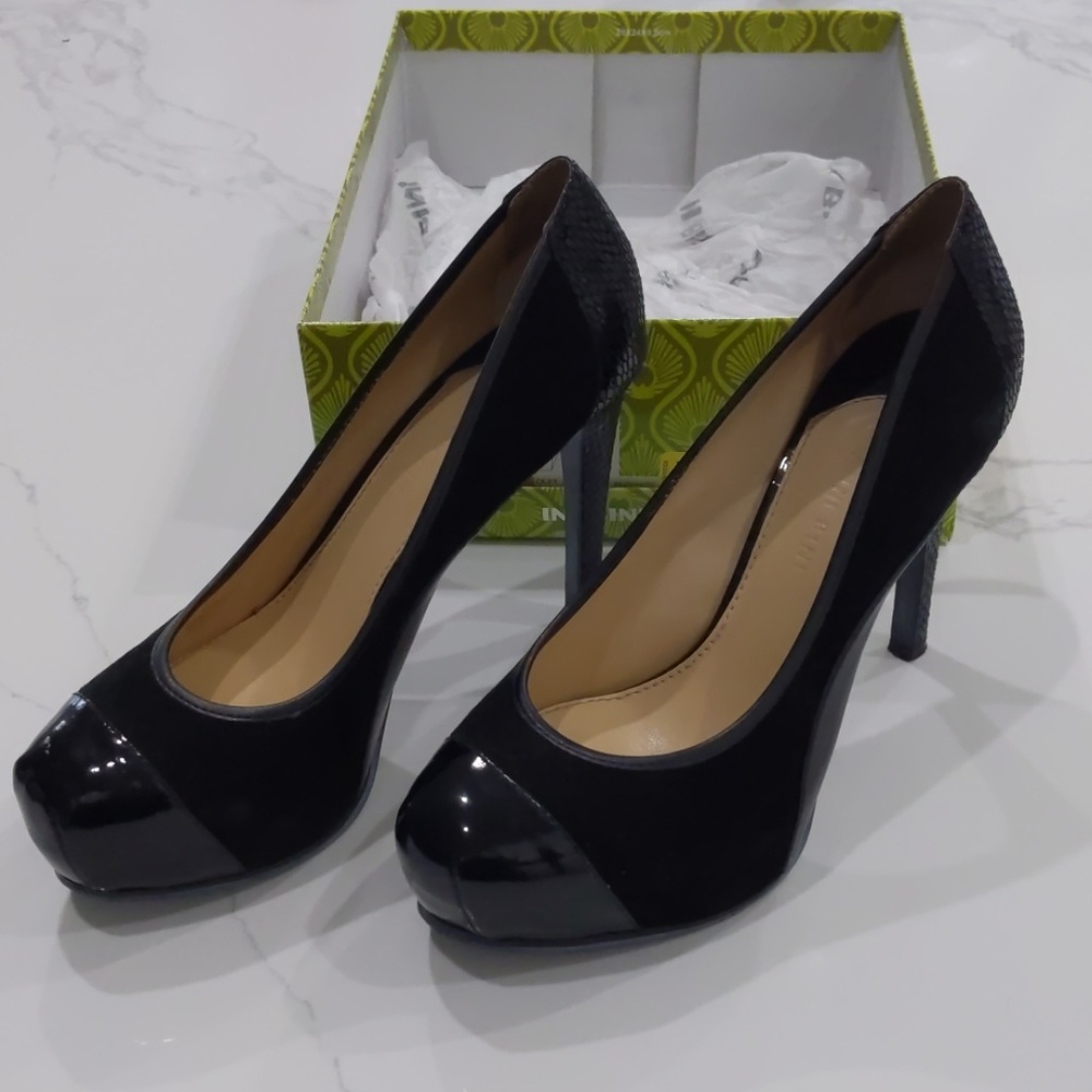 Gianni Bini Blk suede, patent, snakeskin 4" heels